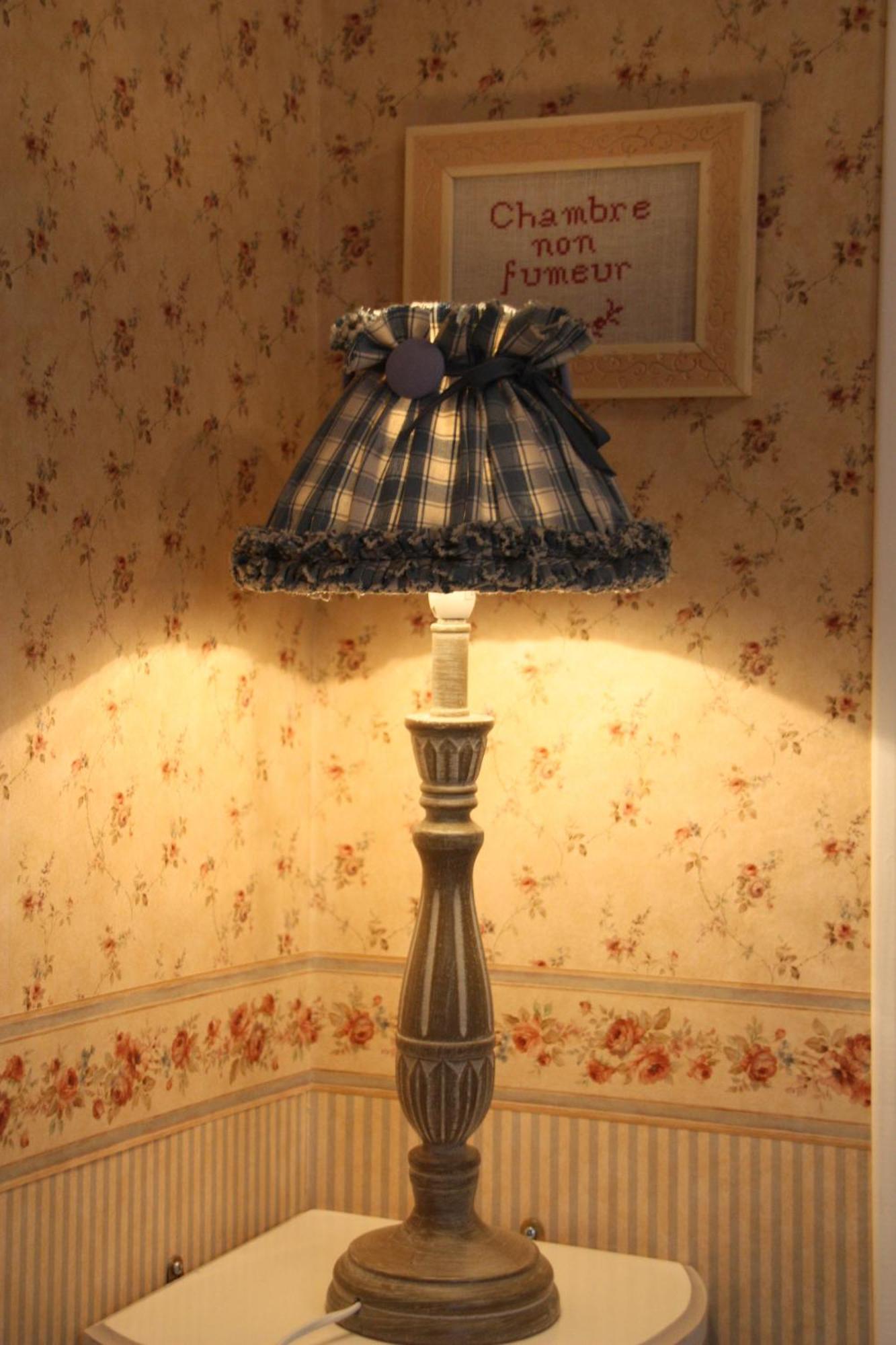 L'Auberge Du Port Des Roches Luche-Pringe 部屋 写真